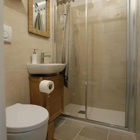 Sagarriga 56 Apartamento *